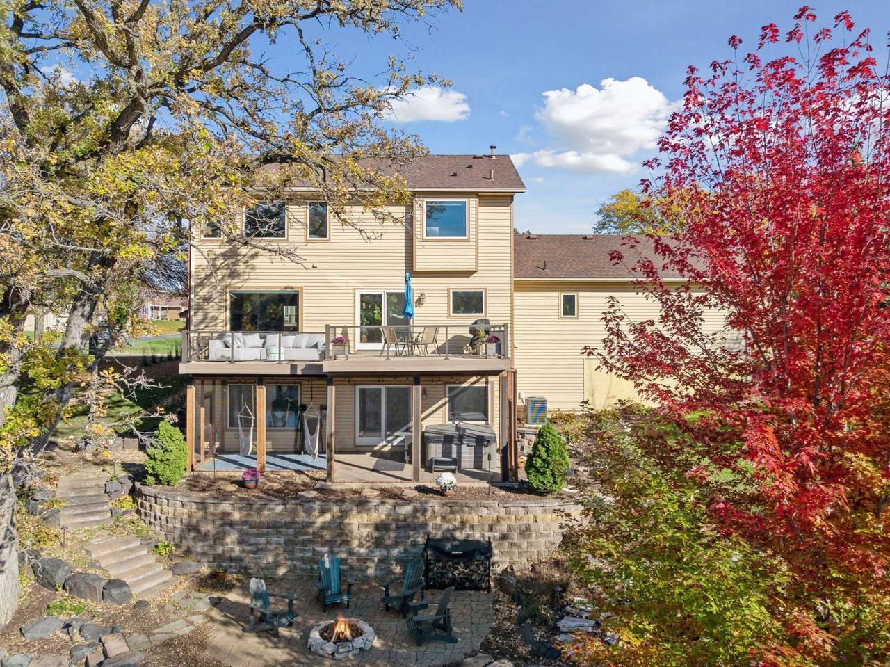 4639 Manor Drive - Photo 1