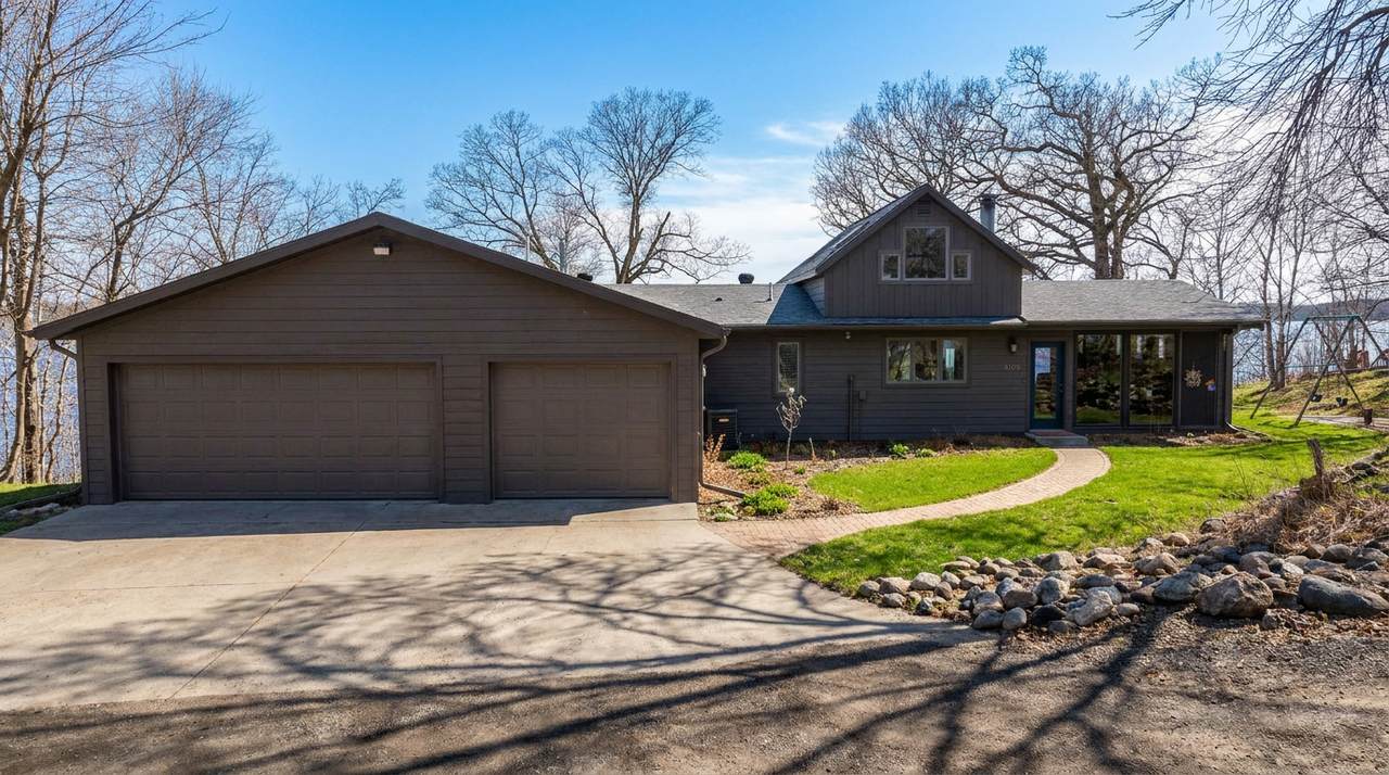 31031 Jewett Drive - Photo 1