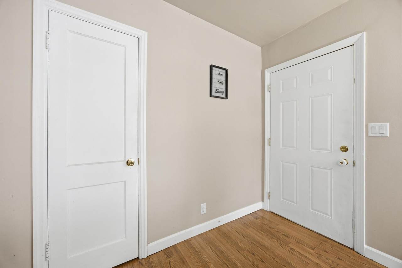 https://bt-photos.global.ssl.fastly.net/northstar/1280_boomver_2_7038050-2.jpg