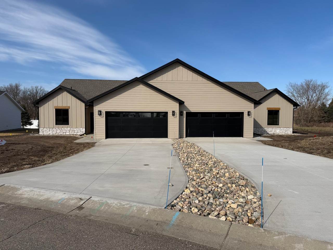 117 Altavista Drive - Photo 1
