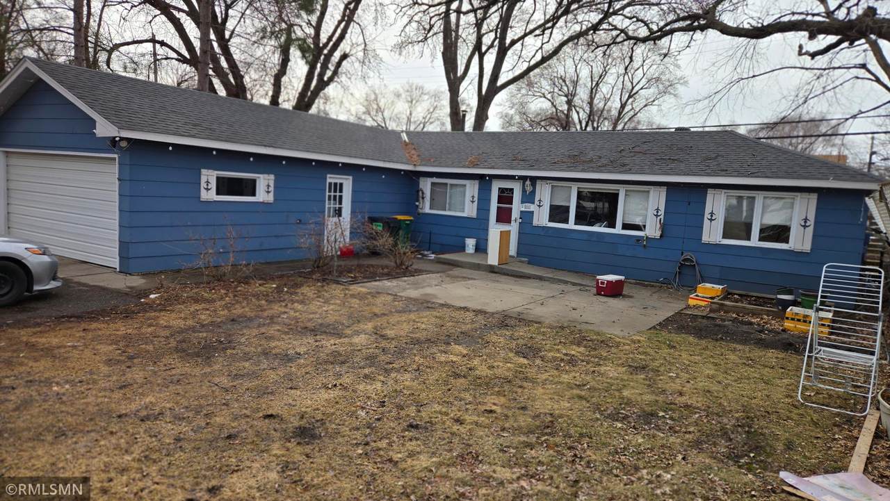 5011 Vera Cruz Avenue - Photo 1