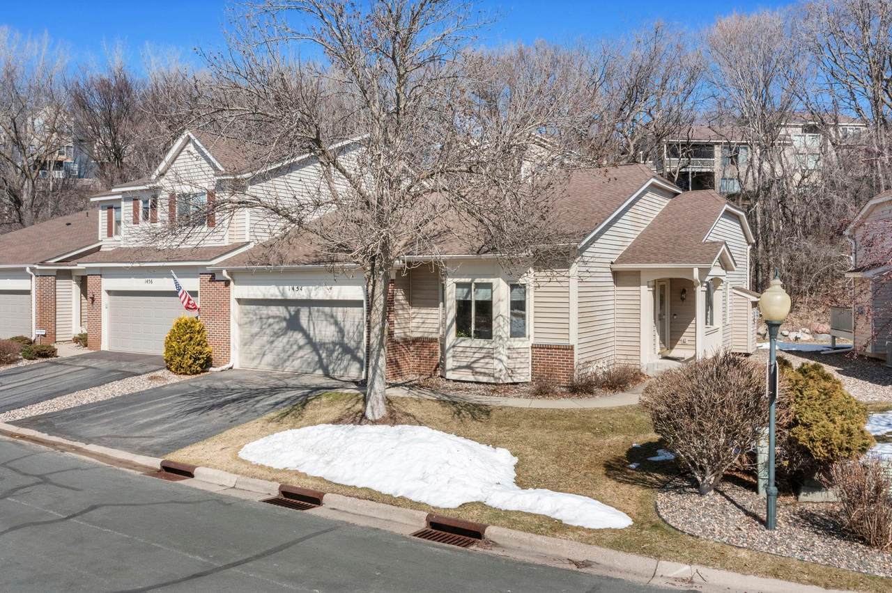 1454 Summit Shores Drive - Photo 1