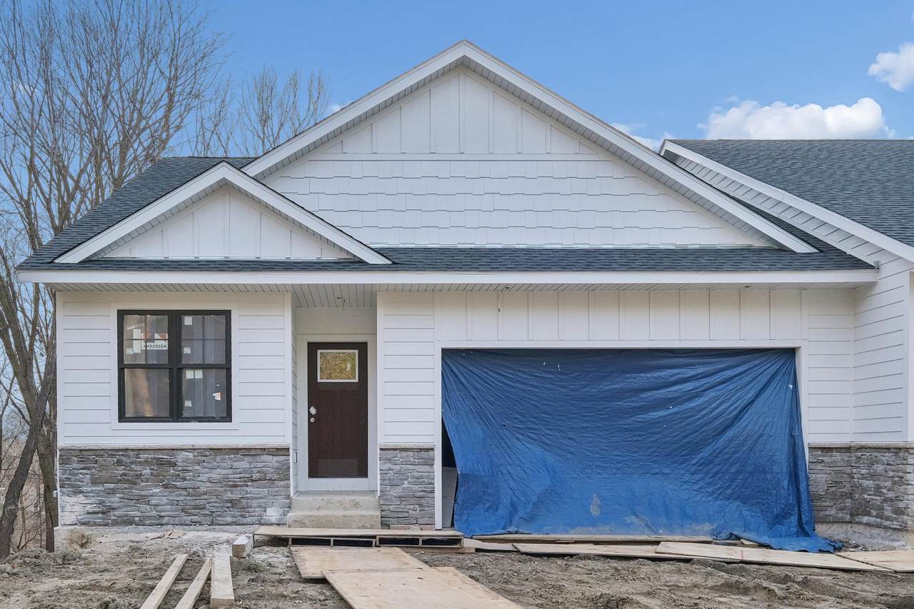 20383 Excelsior Boulevard - Photo 1