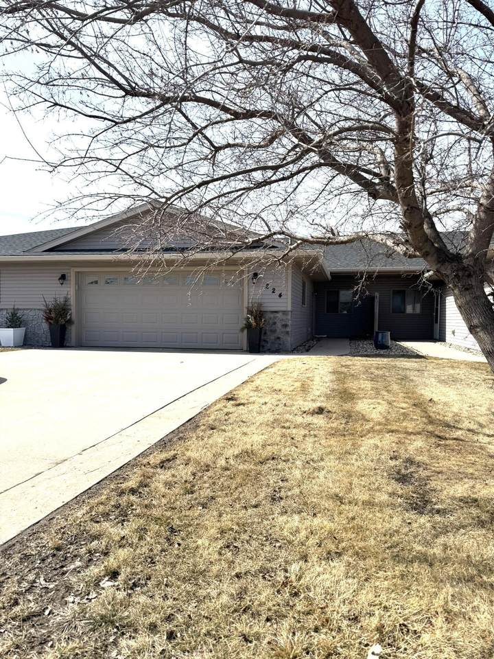 224 25th Street - Photo 1