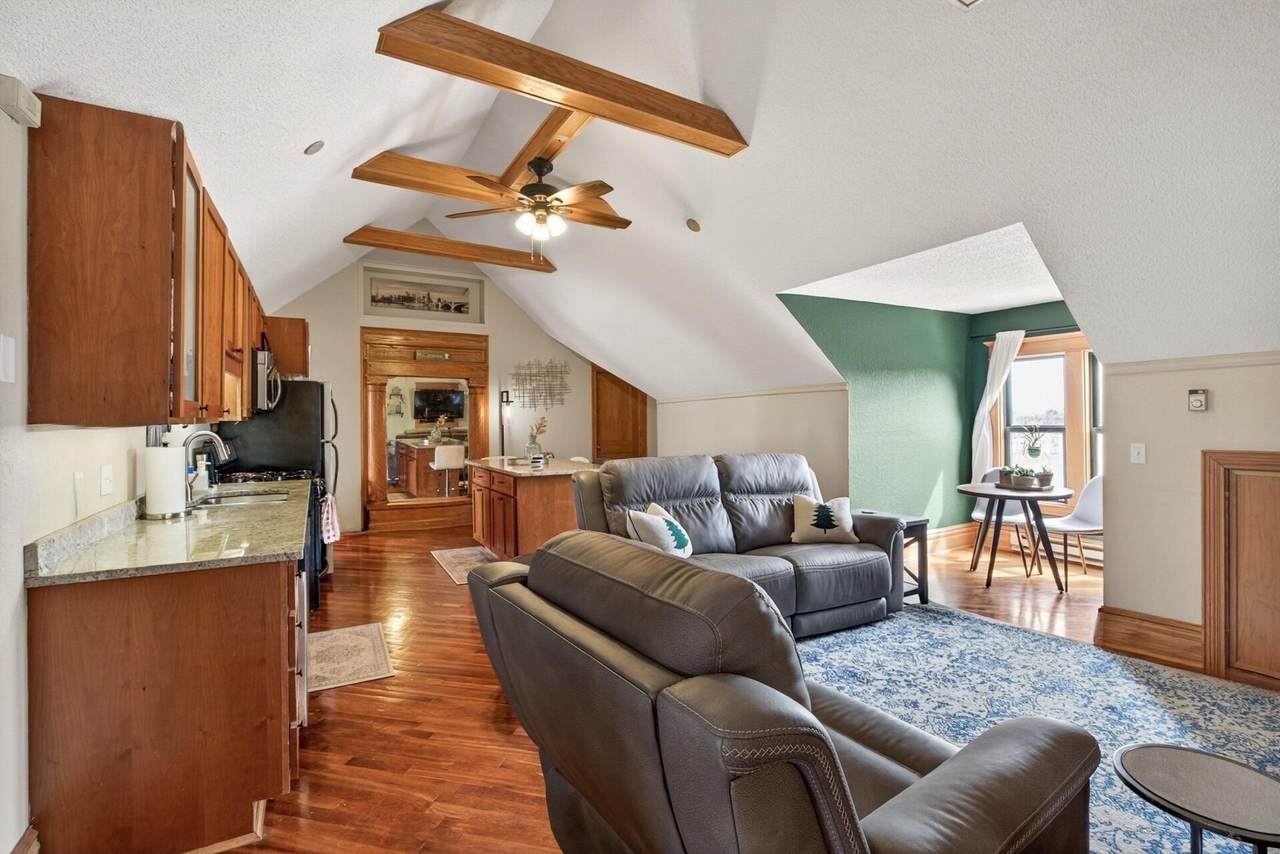 1936 Aldrich Avenue - Photo 1