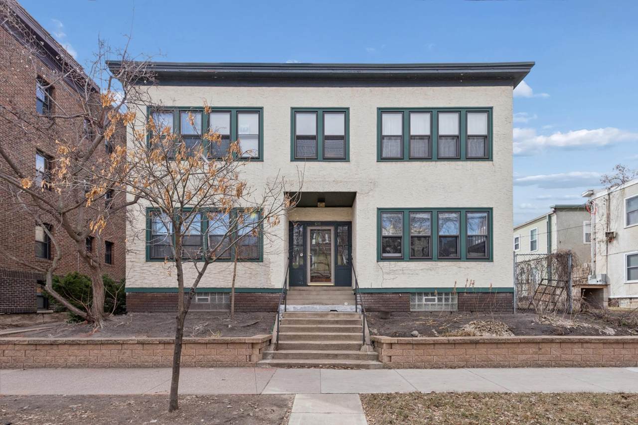 611 16th Street - Photo 1