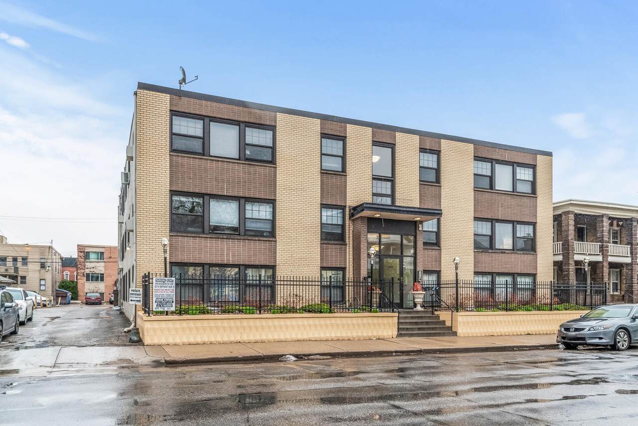 3019 Bryant Avenue - Photo 1