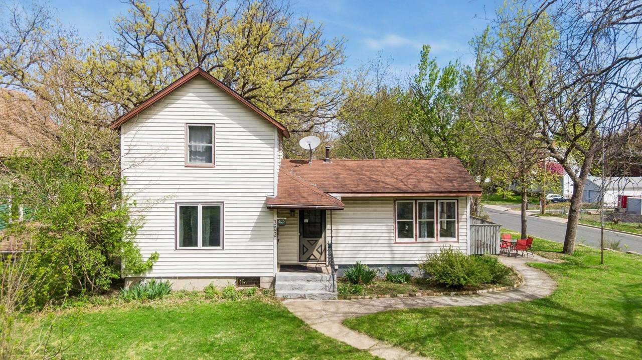 302 9th Street - Photo 1