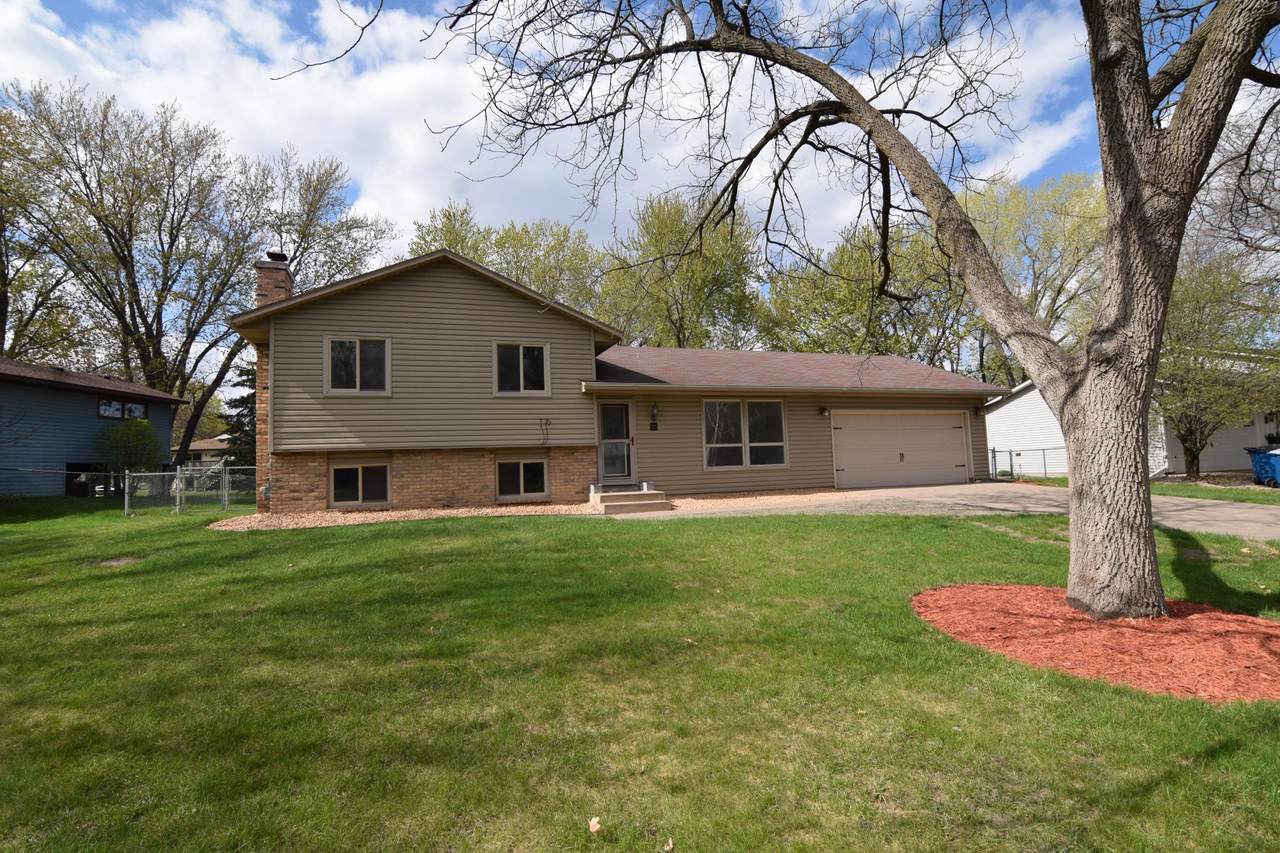 10556 104th Avenue - Photo 1
