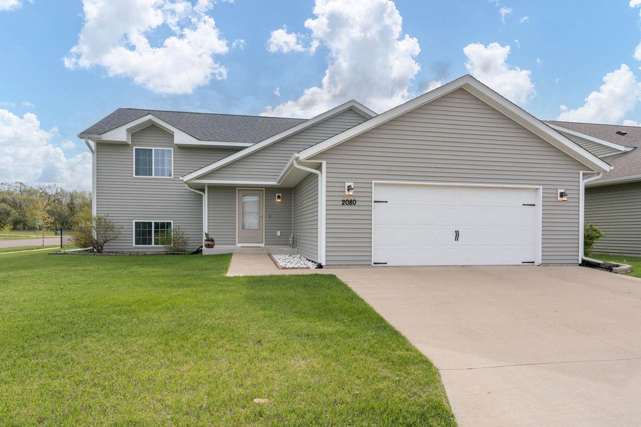 2080 Pratt Cir - Photo 1