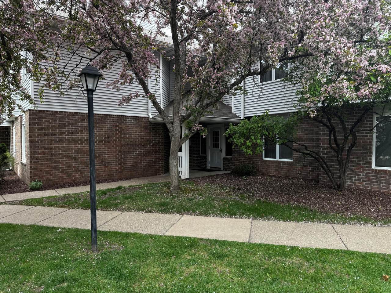 3590 Blue Jay Way - Photo 1