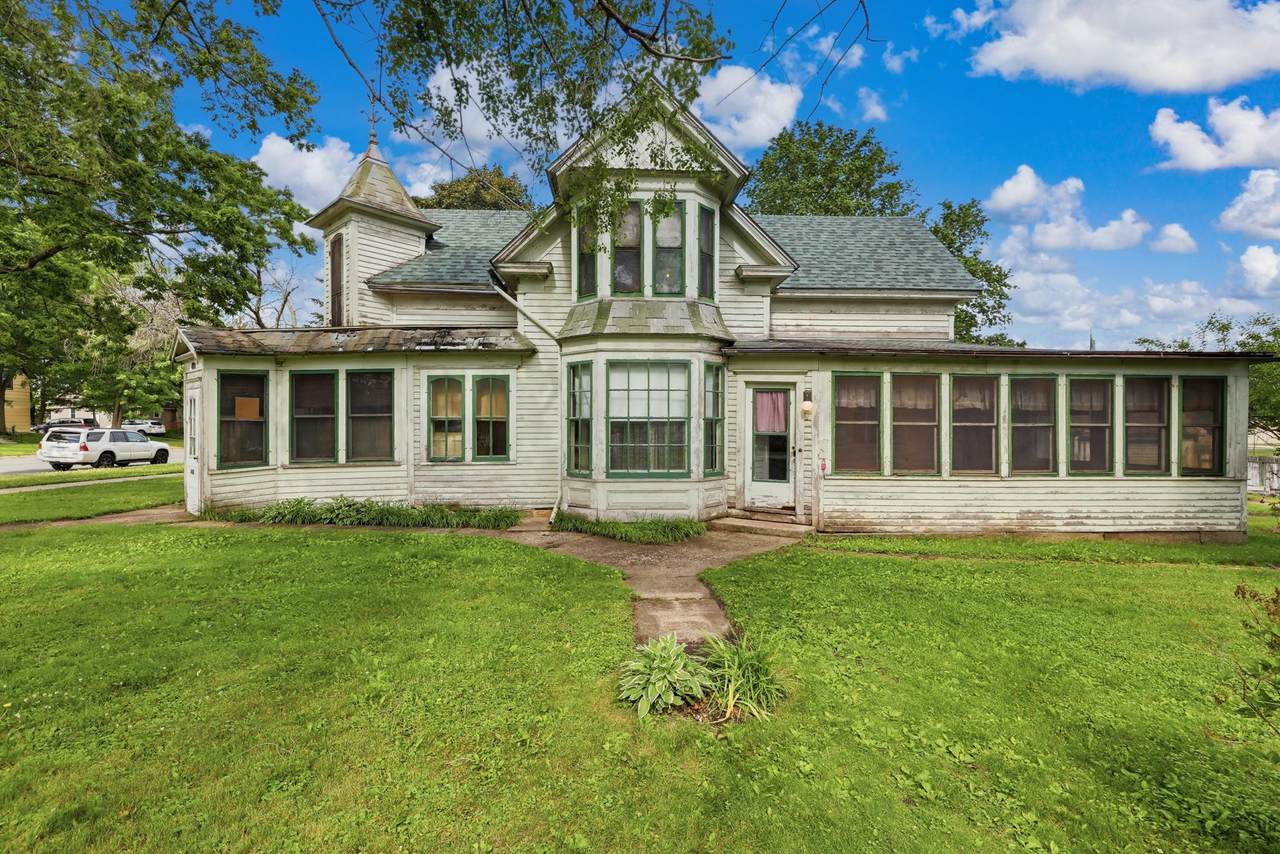400 Main Street - Photo 1