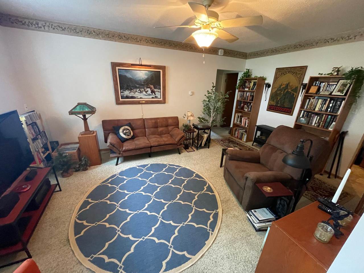 323 German Street - Photo 1