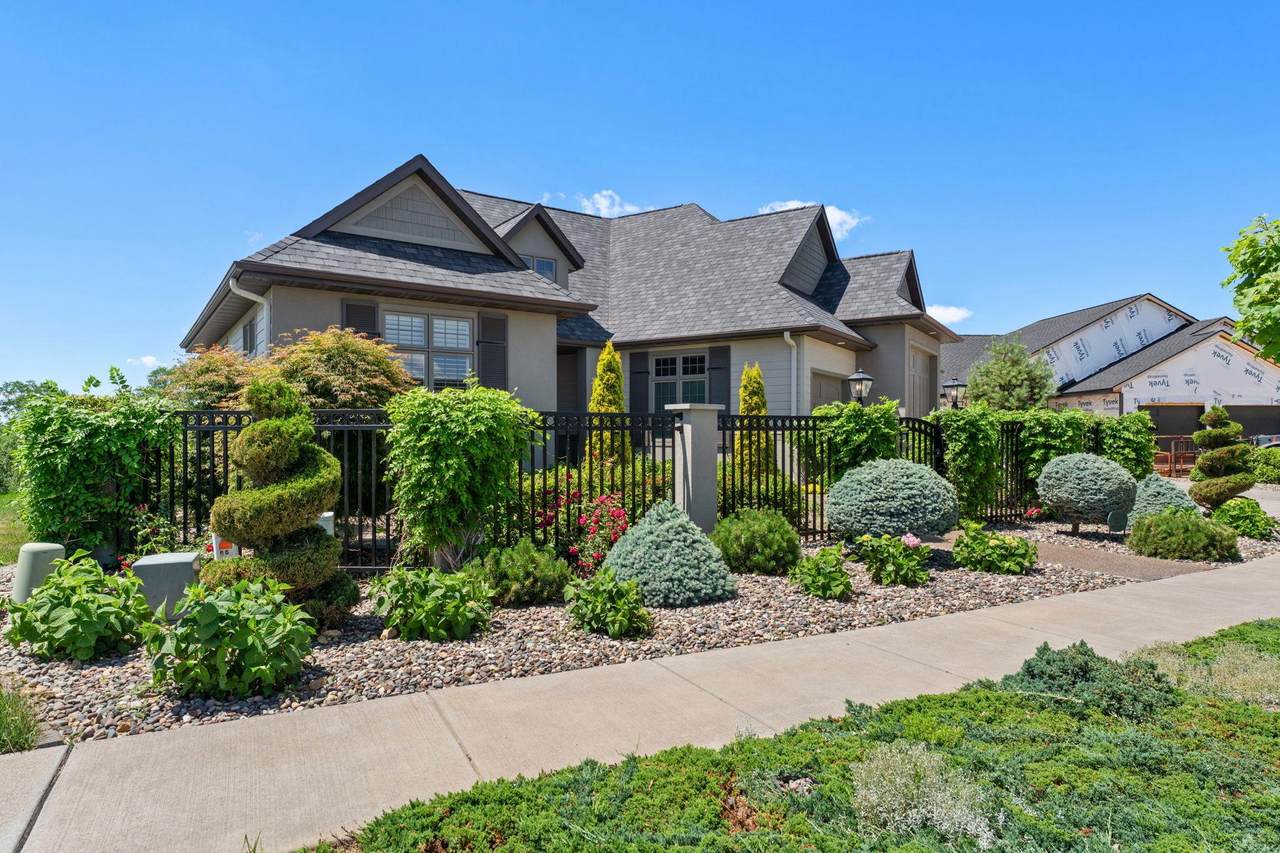4999 Chalet Court - Photo 1