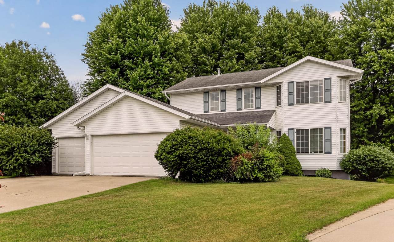 931 Pine Court - Photo 1