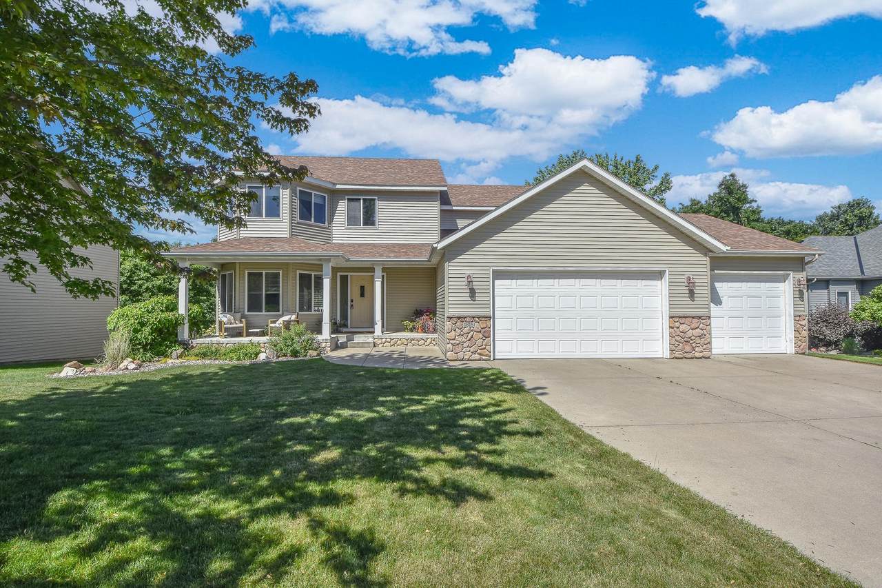 1815 Star Drive - Photo 1