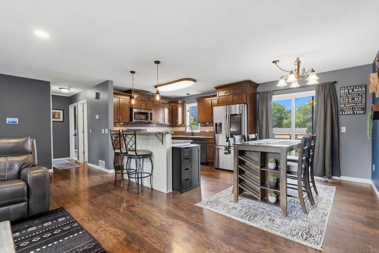 5530 135th Street - Photo 1