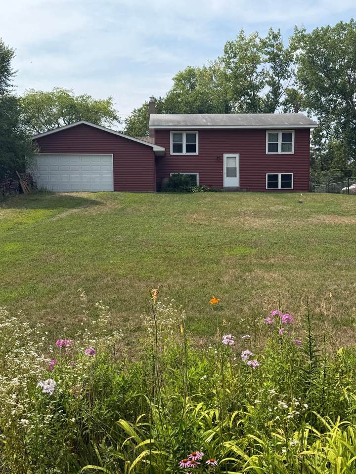 25350 101st Street - Photo 1