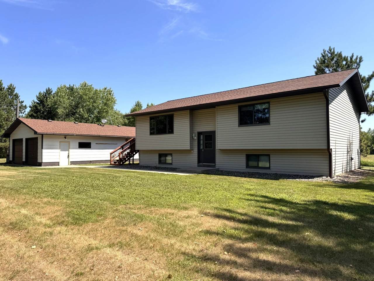 36991 450th Street - Photo 1