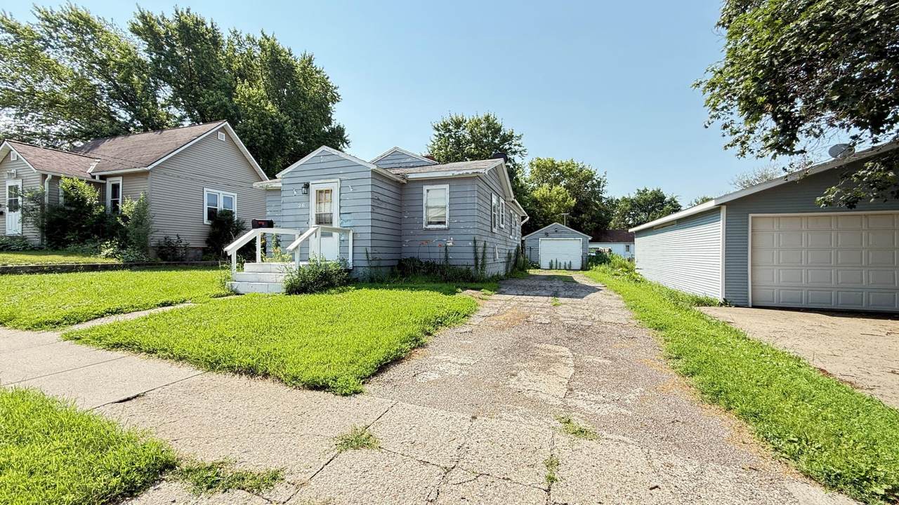 36 Ronning Avenue - Photo 1