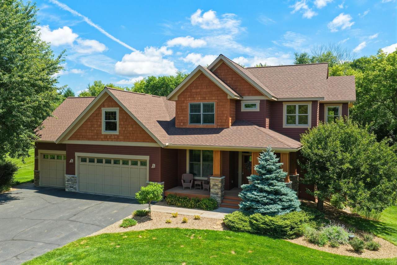 365 English Court Drive - Photo 1