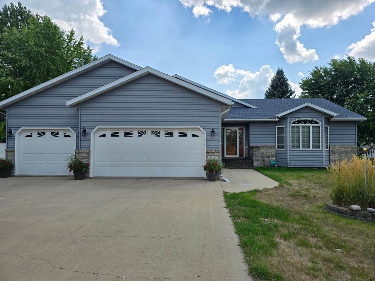 1101 5th Avenue - Photo 1