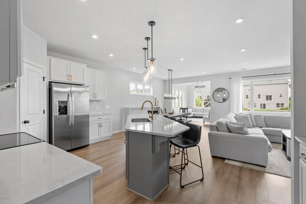8025 Walnut Lane - Photo 1