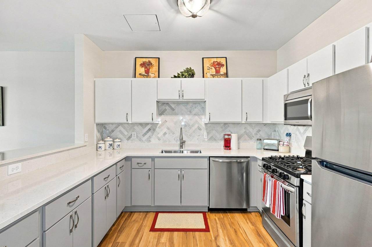 2803 38th Street - Photo 1