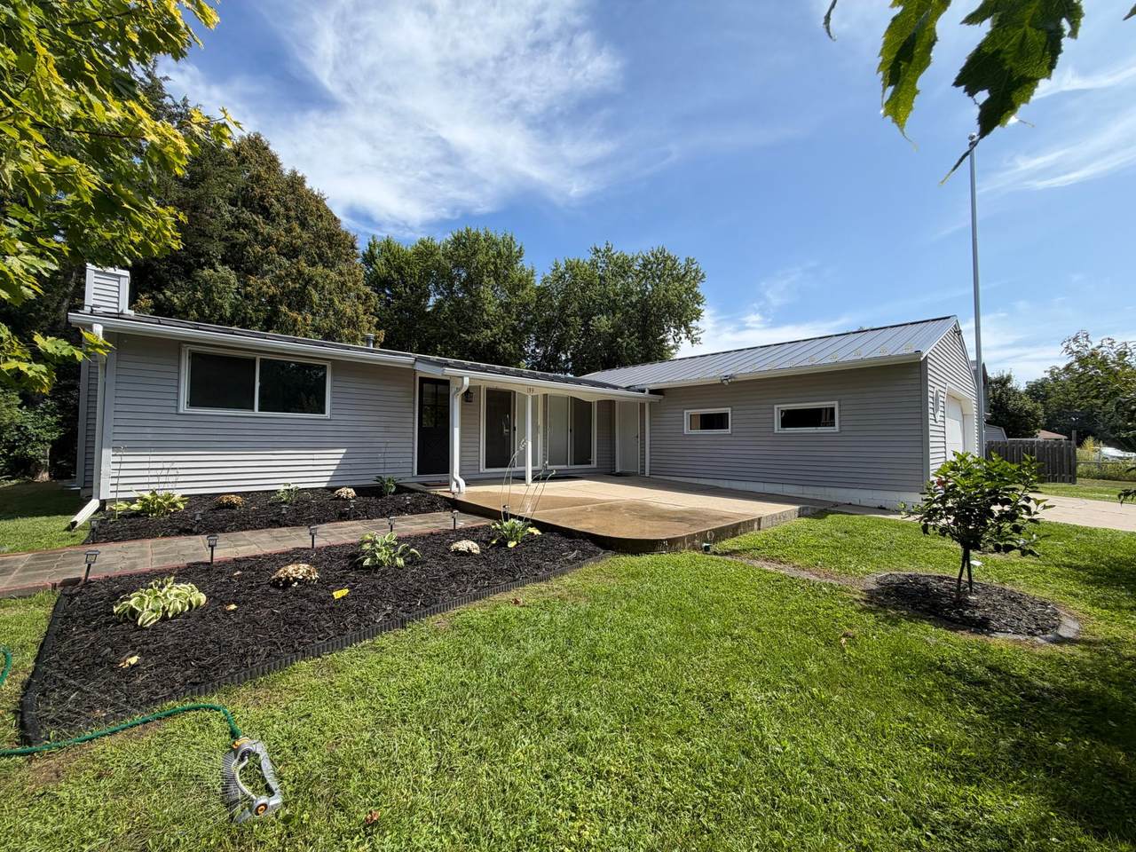 199 Hillwood Drive - Photo 1