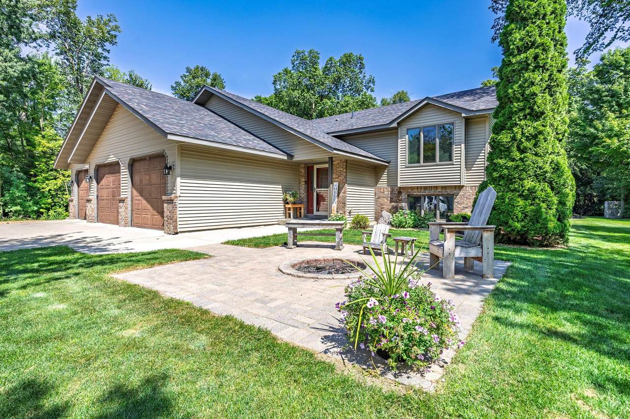 31955 Maple Haven - Photo 1