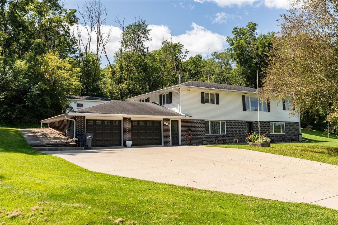 805 Auburn Avenue - Photo 1