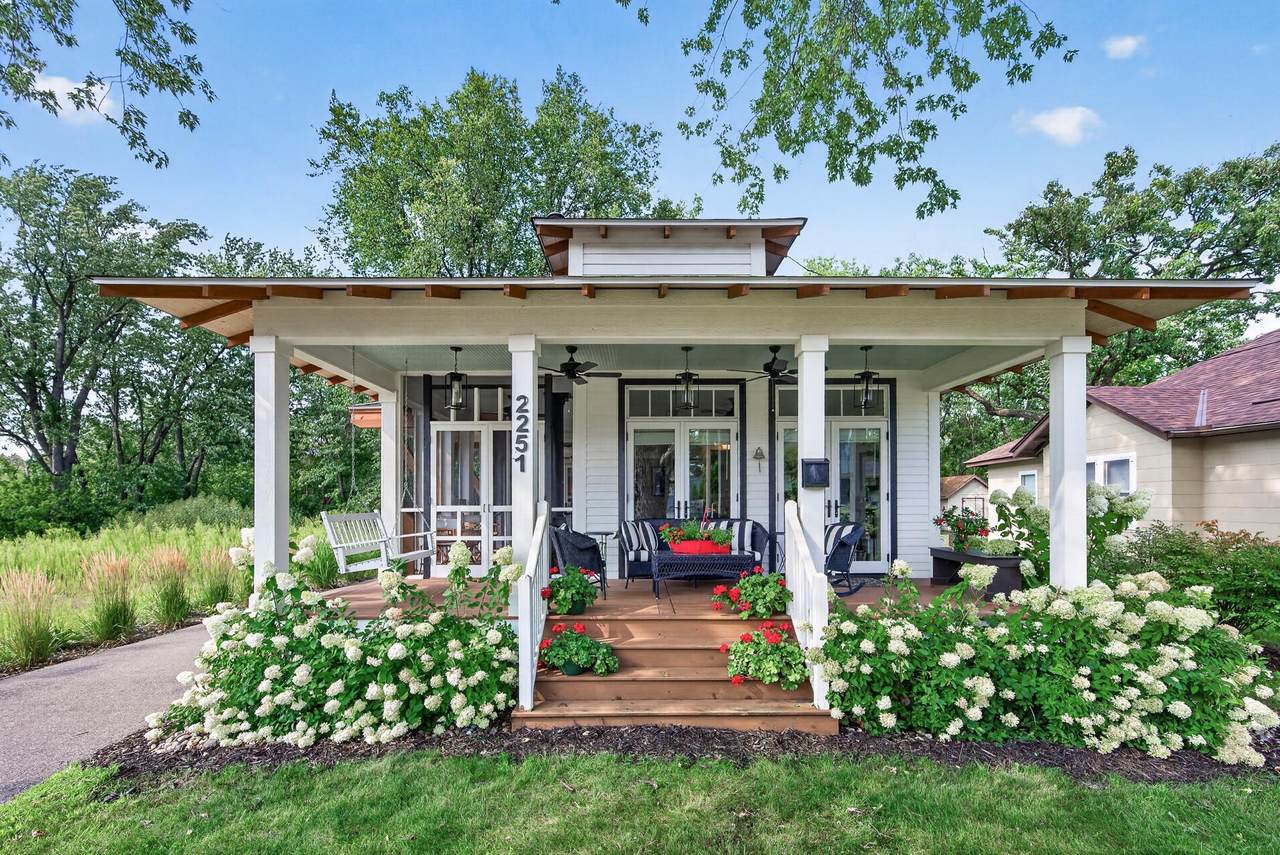 2251 11th Street - Photo 1