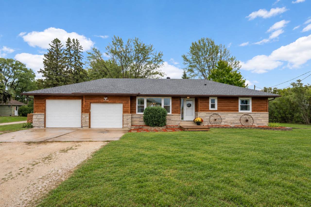 24930 Cedar Avenue - Photo 1