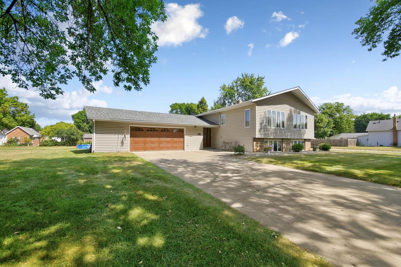 510 12th Street - Photo 1