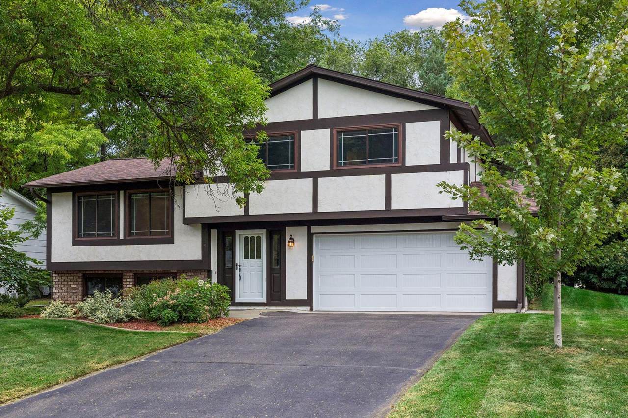 1013 Robinhood Place - Photo 1
