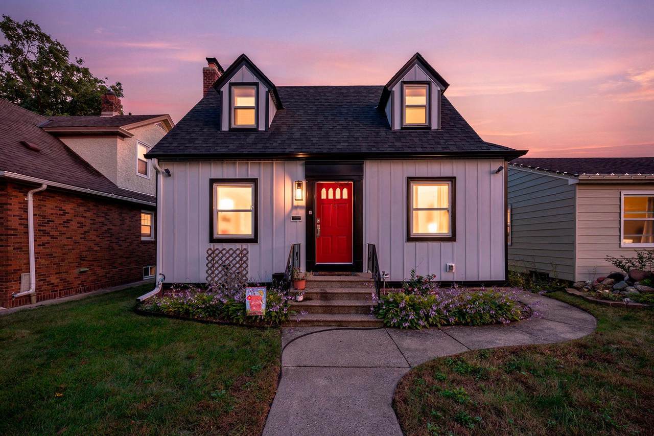 966 Eleanor Avenue - Photo 1