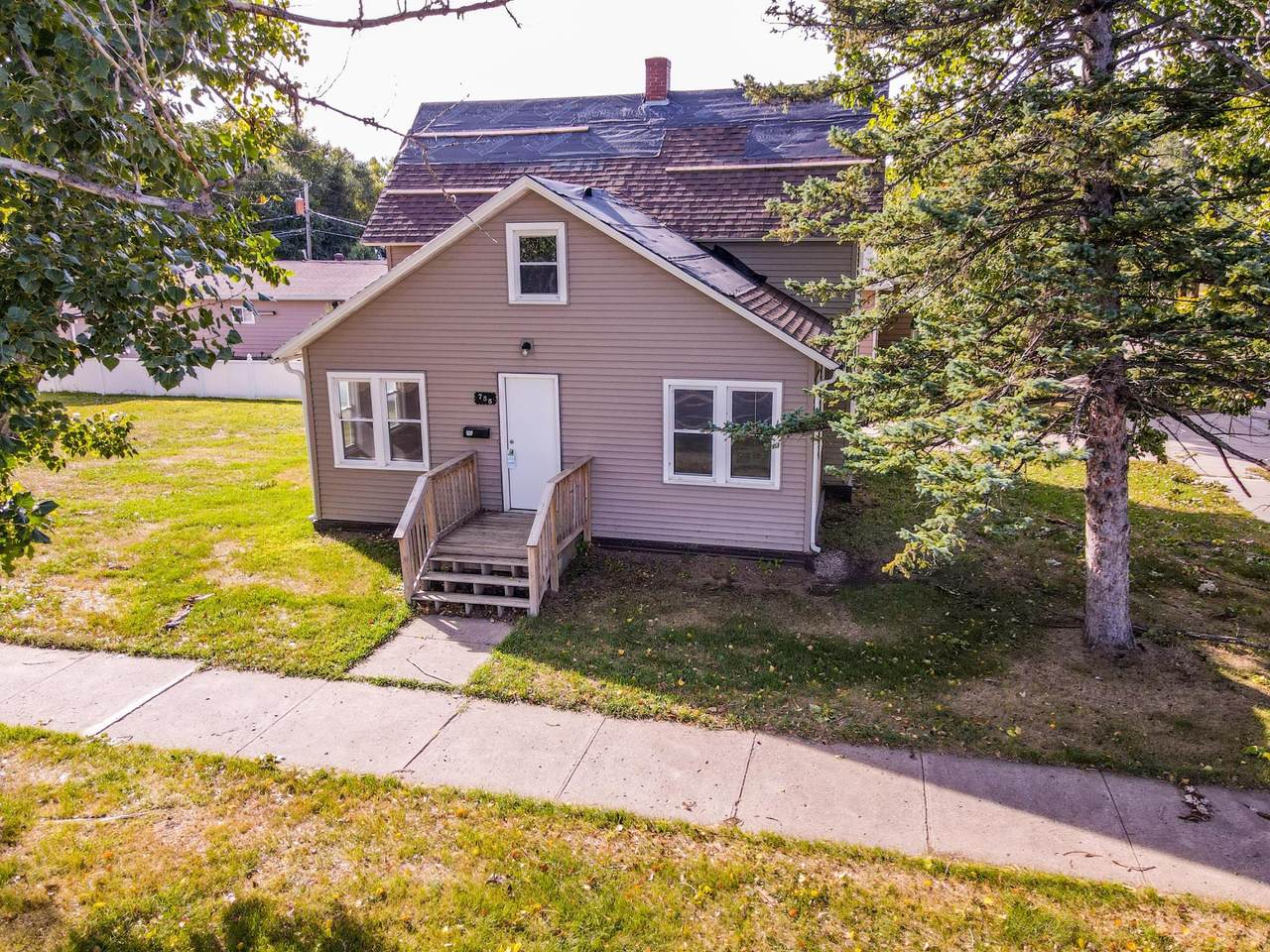 755 4th Street - Photo 1