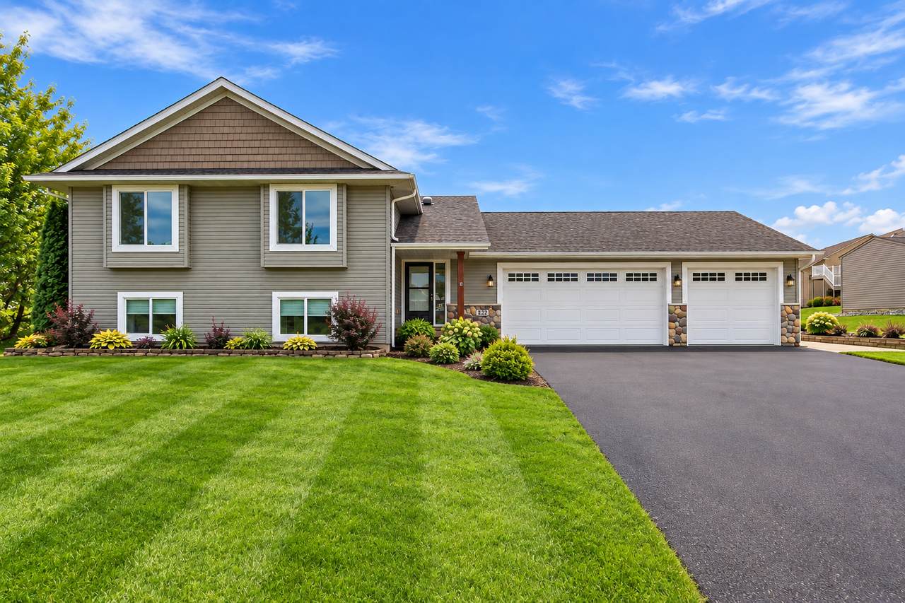822 Deer Path - Photo 1
