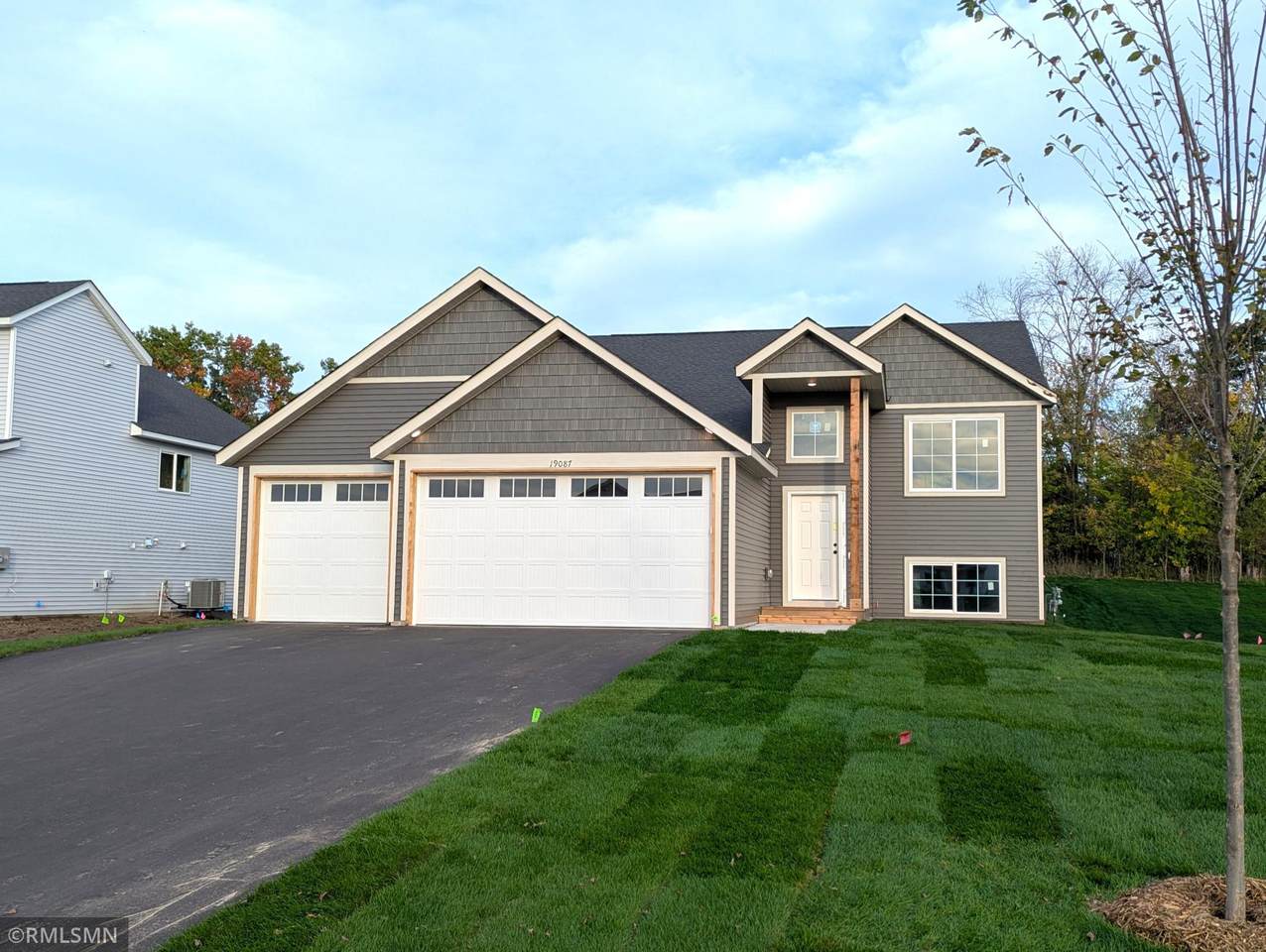 19087 Goodhue Street - Photo 1