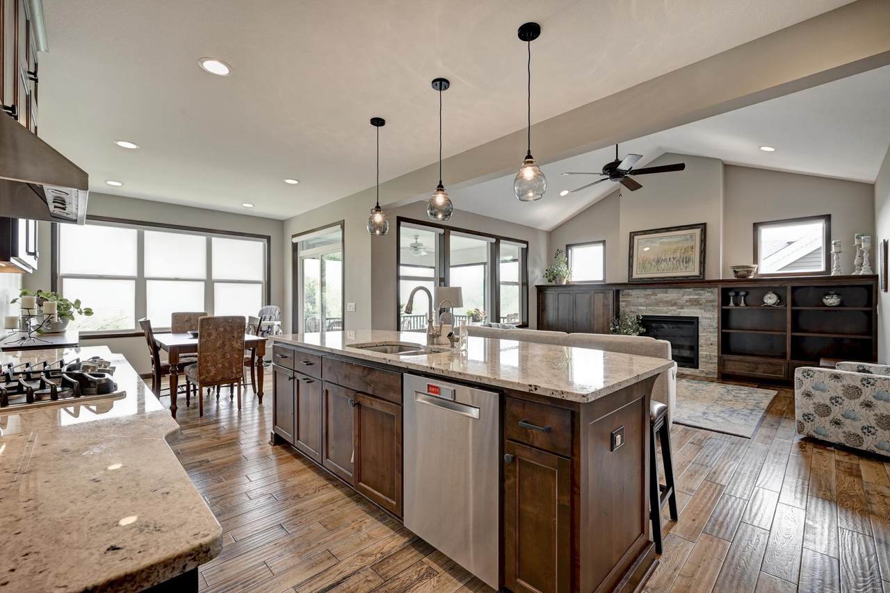 3514 Cove Point Circle - Photo 1