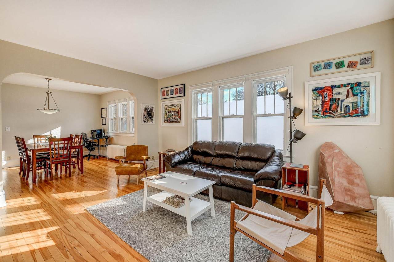 3233 Fremont Avenue - Photo 1