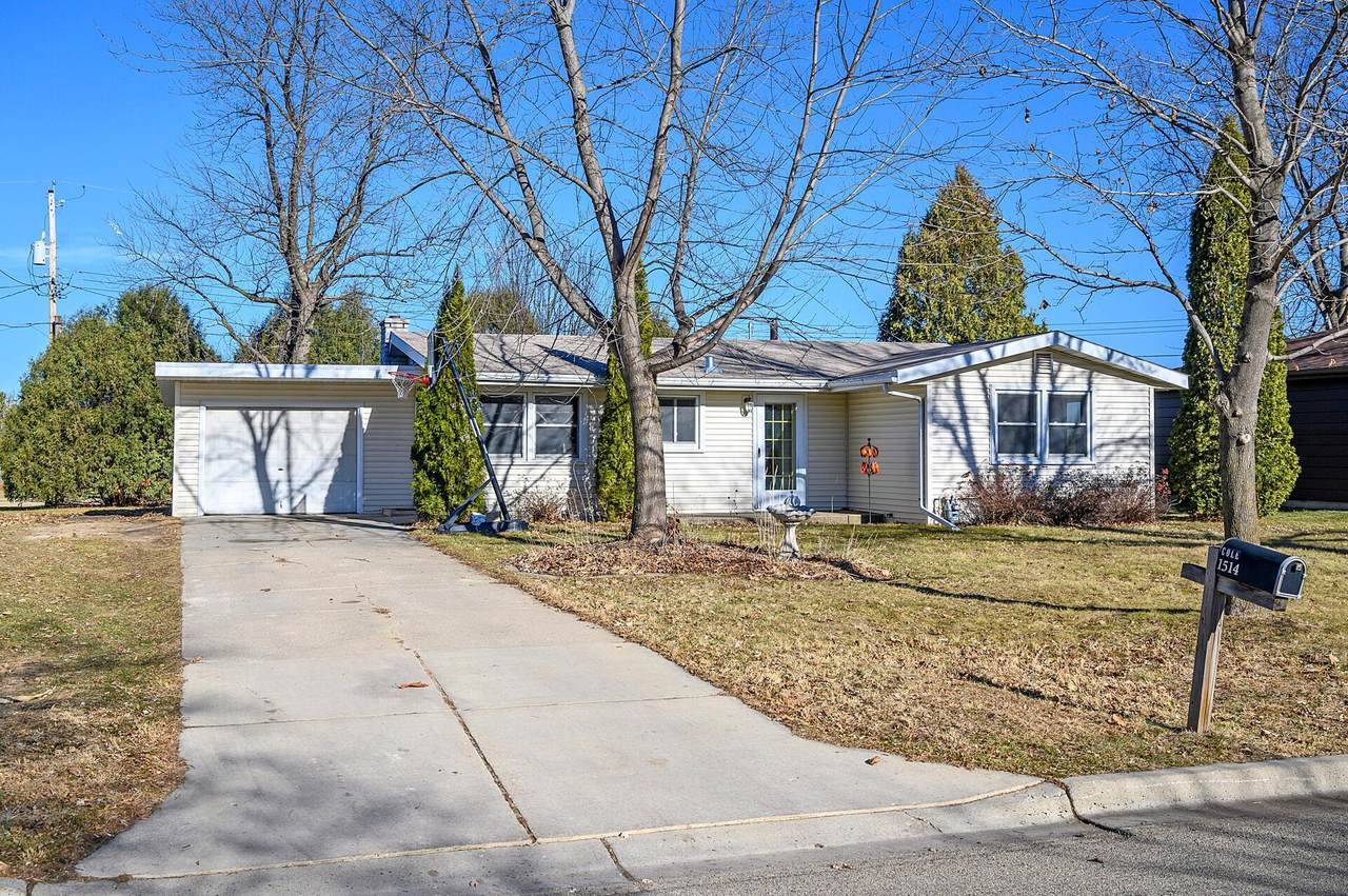 1514 Plainview Lane - Photo 1