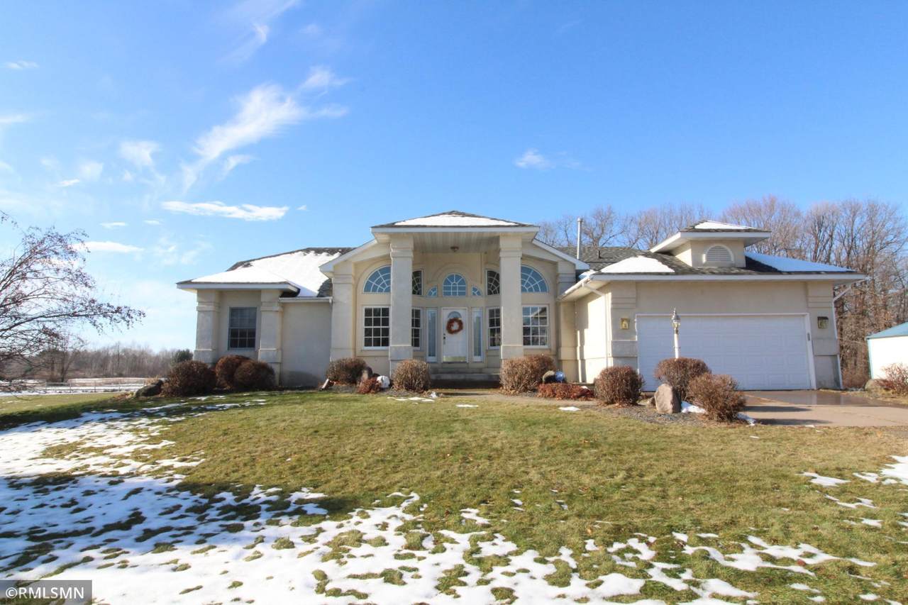 1423 Highway 65 - Photo 1