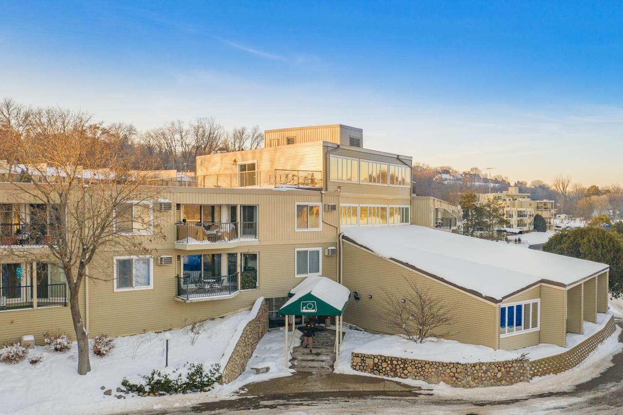 6201 Saint Croix Trail - Photo 1