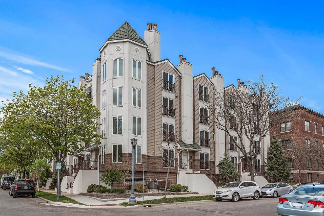 904 Lincoln Avenue - Photo 1