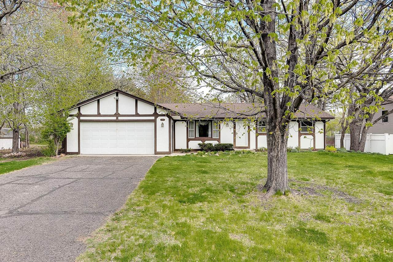 1439 146th Avenue - Photo 1