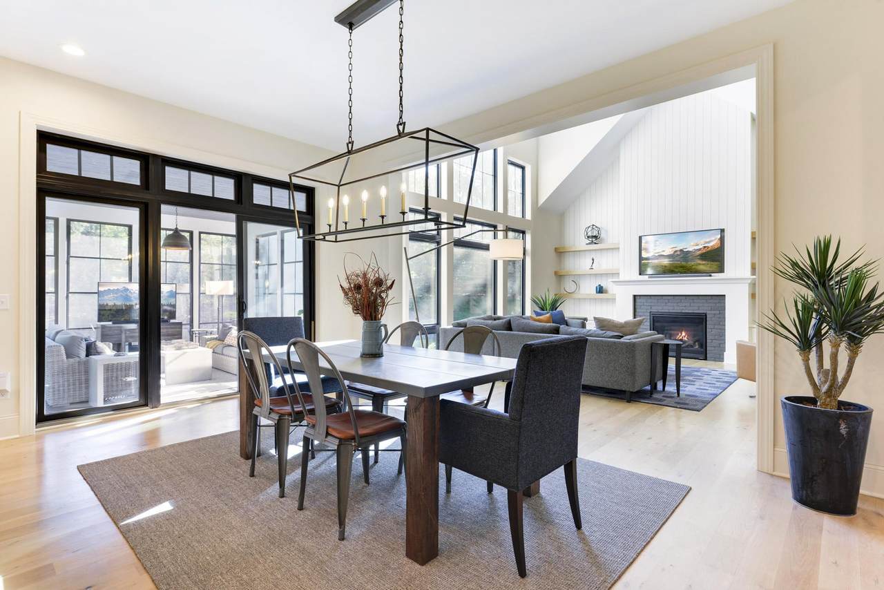 269 Edgewood Lane - Photo 1