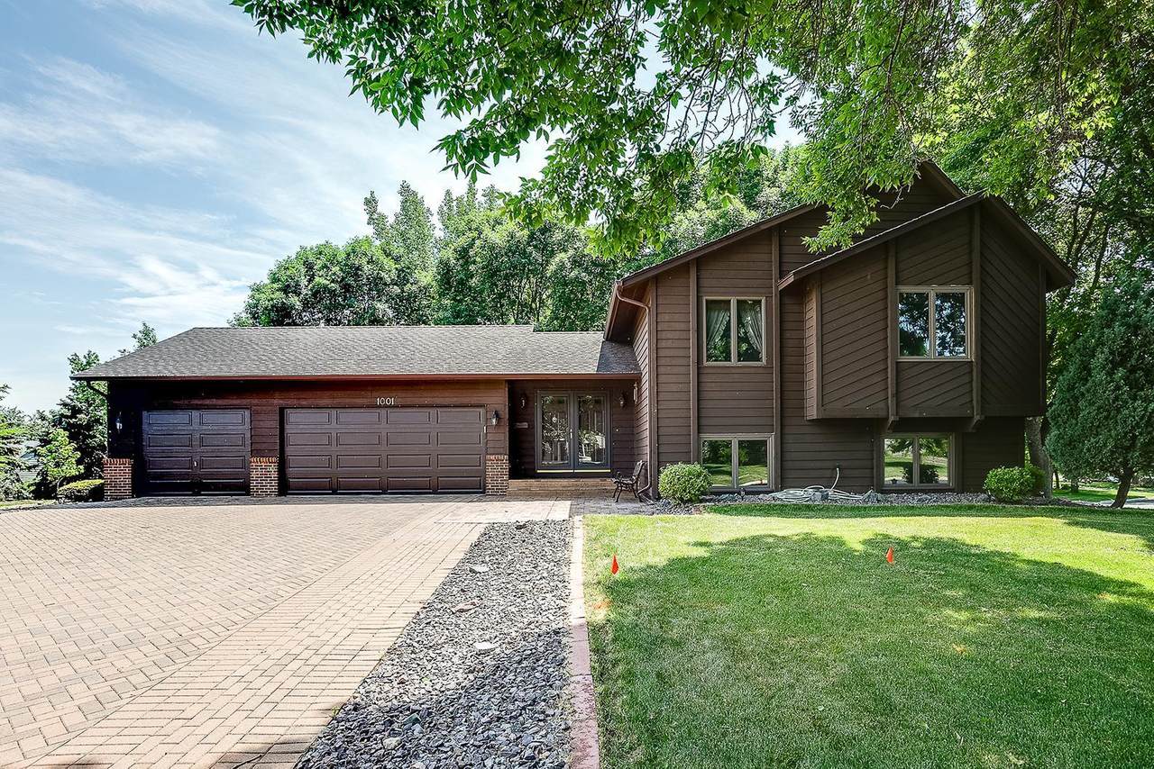 1001 Gramsey Place - Photo 1