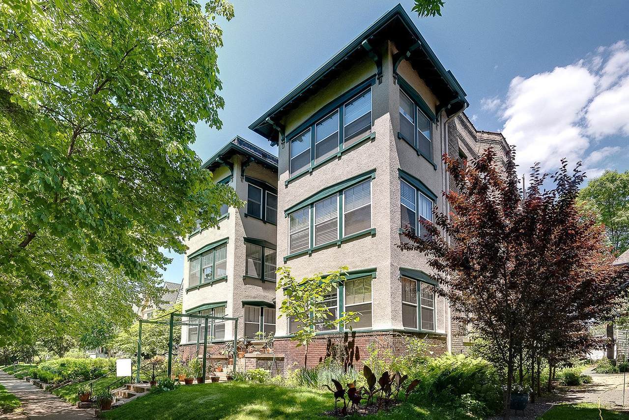 647 Lincoln Avenue - Photo 1
