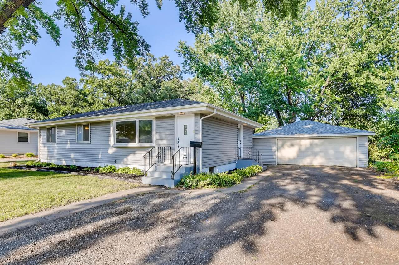 12633 Monterey Avenue - Photo 1